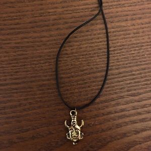 Supernatural: Dean’s necklace